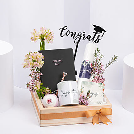 Dream Big Graduation Hamper: 