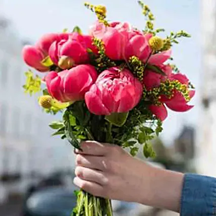 Enchanting Coral Charm Peony Bunch: Peonies Flower Bouquets