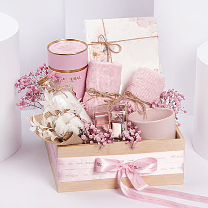 For The Most Wonderful Women: Tea and Coffee Gift Hampers