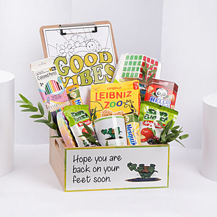 بكج ادوات مدرسية مع كوكيز و مج سيراميك: تنسيق هدايا للأطفال