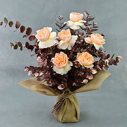 Garden Rose Splendour Bouquet: Rose Day Gifts
