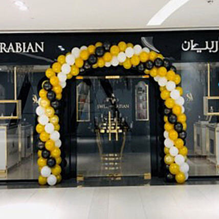 Gold White Balloon Arch: Experiential Gifts in Dubai