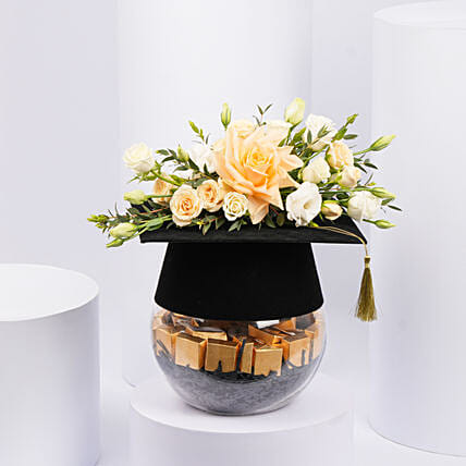 Graduation Hat Flowers And Chocolates: Graduation Gifts
