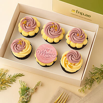 Mom Mini Treats: Mothers Day Cakes