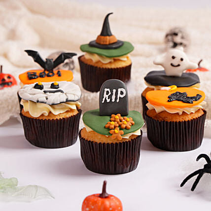Monster Munch Cupcakes: Halloween Cupcakes