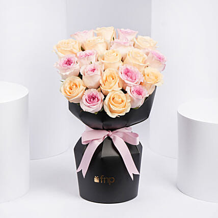 Peach and Pink Roses Sleeve Bouquet: 