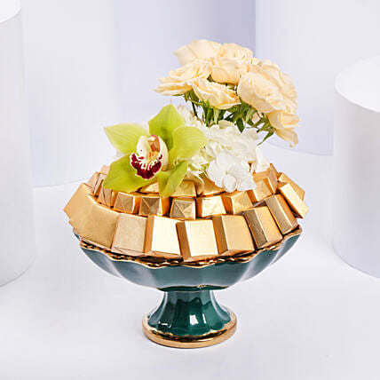 Premium Tray of Chocolates and Flowers: Ramadan Chocolates