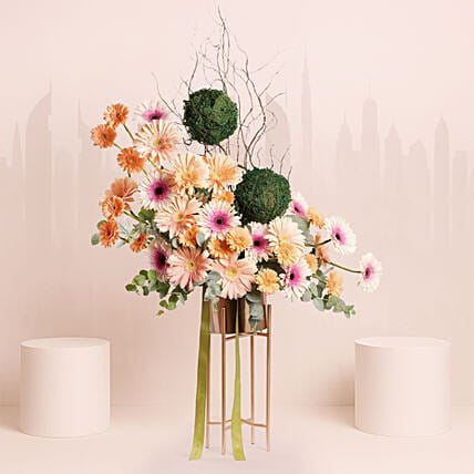Majlis Luxe Dubai Flowers: Gerberas Flower Bouquets