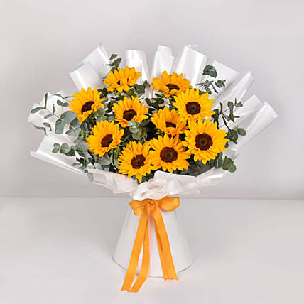 Sunflowers Pop Bouquet: Sunflower Bouquets