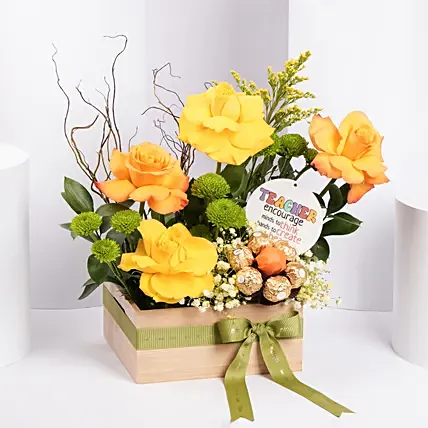 سلة هدايا المعلم | ورد الامتنان: 