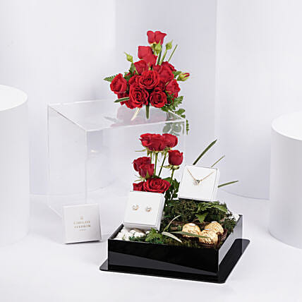 طقم مجوهرات سواروفسكي مع ورد و شوكولاتة: مجوهرات