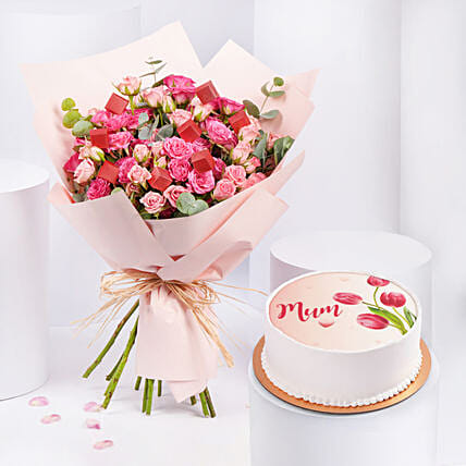 دفء الأم | كومبو ورد وكيك: طقم هدايا جديدة 