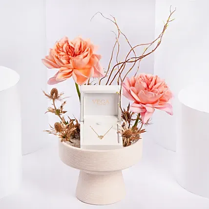 Vega 0.35 Ct Diamond Necklace For Her: Jewellery 