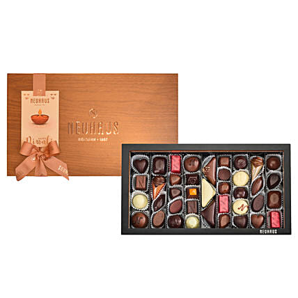 Wooden Hosting Box Masterpieces By Neuhaus: Neuhaus Chocolates