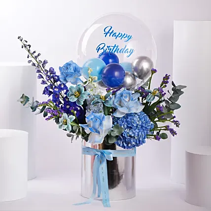 Happy Birthday Bloom Box: باقة ورد مع بالونات