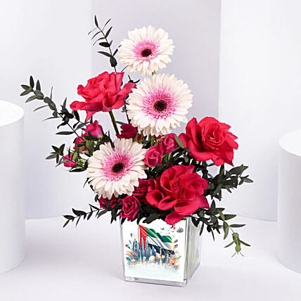 Luxury Emirati Womens Day Flower Arrangement: UAE National Day Gifts
