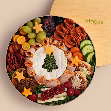 Christmas Cheese Platter: New Year Gifts