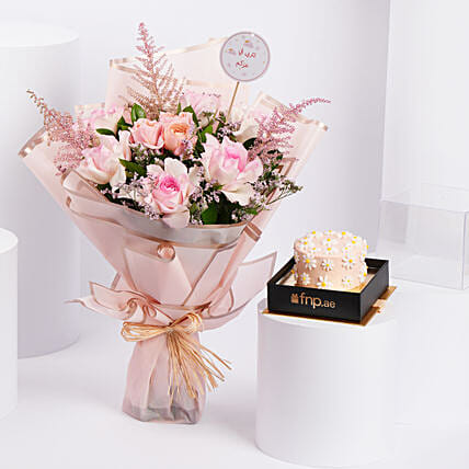 كيك و ورود تهنئة مولودة: باقات ورد اونلاين 