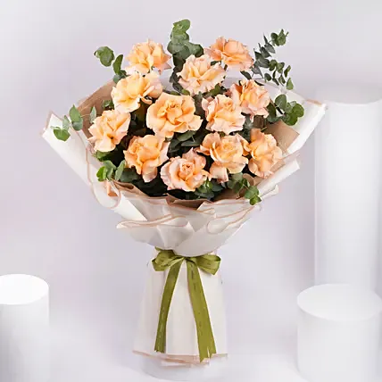 Sweet Peach Rose Bouquet: Rose Day Gifts