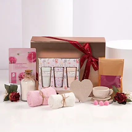 Petals And Pampering Hamper: Valentines Day Gift Hampers