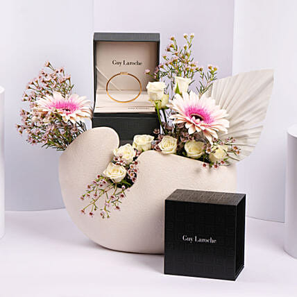 Guy Laroche Audrey Gold Plated Bangle for Her: Jewellery 