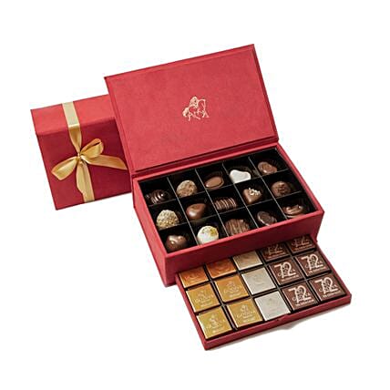 Godiva Royal Gift Box Red 45 Pieces: Godiva Chocolates