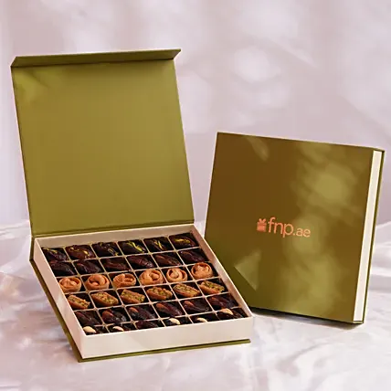 Iftar Baklawa And Dates Box: Ramadan Gifts 
