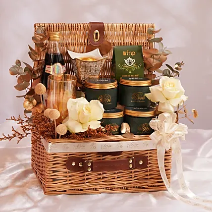 Ramadan Abundance Gift Hamper: Ramadan Gifts 