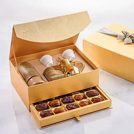 Bateel Gold Plam Qahwa Gift Set with Organic plain Dates: Bateel Gifts