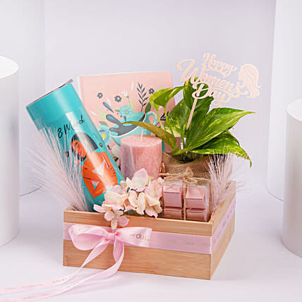 Luxury Womens Day Hamper: 