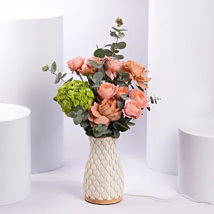 Elegant Peach Bloom Vase: Anniversary Gifts