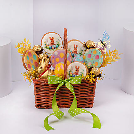 Festive Easter Basket: Easter Gifts 