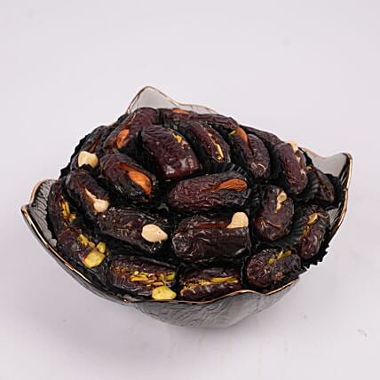 Stuffed Dates with Nuts: Fresh and Premium Dates Box