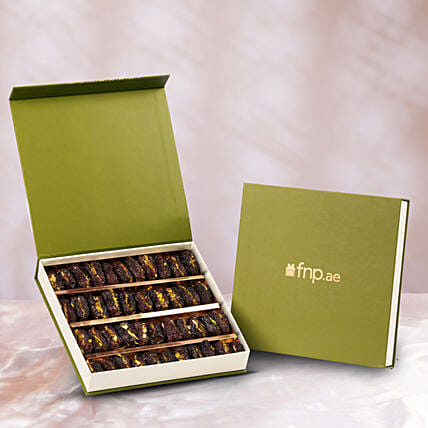 Pista Stuffed Dates Box Big: Dates in dubai