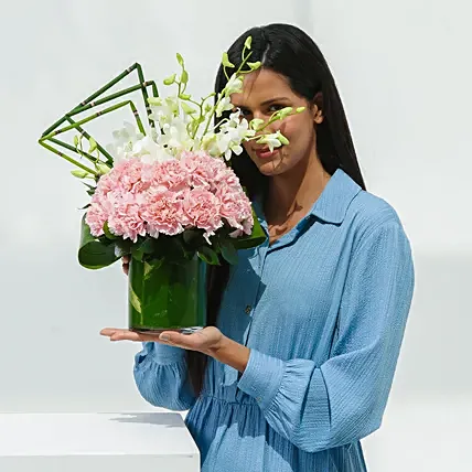 Exquisite Mixed Flowers Vase Arrangement: Orchid Flower Bouquets