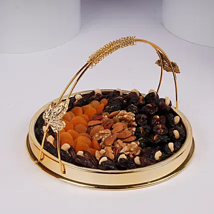Assorted Dates and Dry Fruits Tray: Dates in dubai