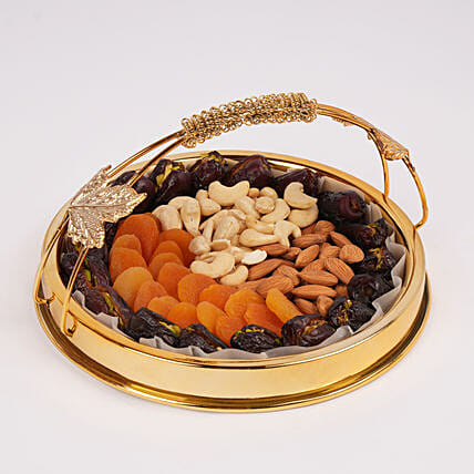 Premium Dry Fruits Gift Basket: Sweets in Abu Dhabi
