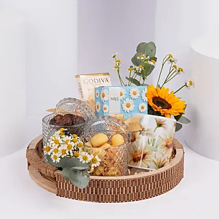 Golden Bloom Chocolate Gift Tray: Birthday Gift Hampers