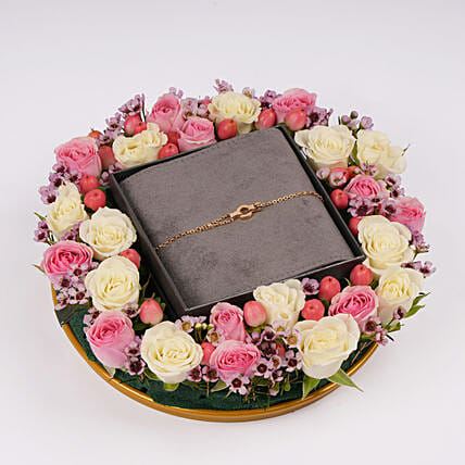 Cerruti 1881 Gold plated Sabrina Bracelet for Her: Jewellery 
