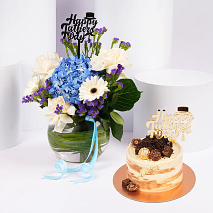 Fathers Day Floral Cake Combo: هدايا ورد وكيك اونلاين 