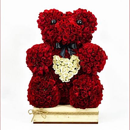Fresh Rose Teddy with Heart: Red Rose Bouquets