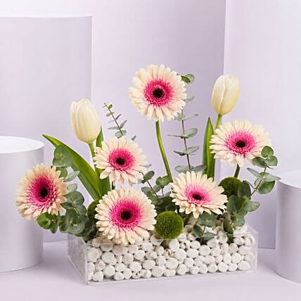 Jumeirah Joy Dubai Flowers: New Arrival Flowers