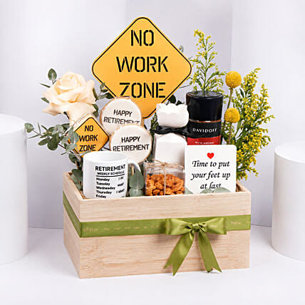 Happy Retirement Hamper: Retirement Gifts