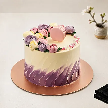 Flowers And Macaroon Chocolate Cake: Women's Day Cakes