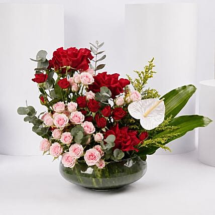 Elegant Rose Vase Bowl: Vase Arrangements