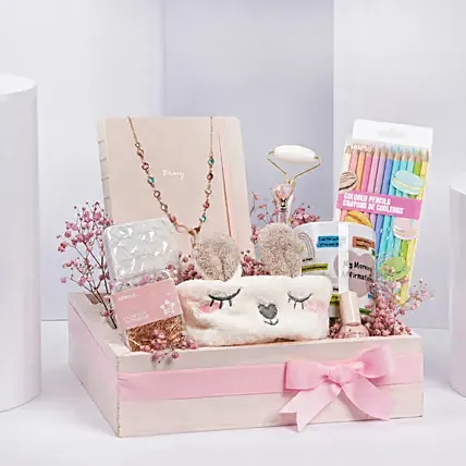 Beautiful You Pink Hamper: 