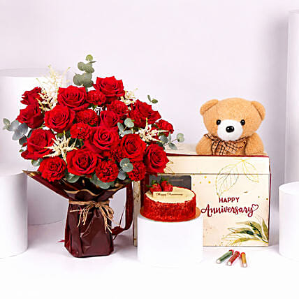 Personalised Anniversary Gift Box: Anniversary Flowers