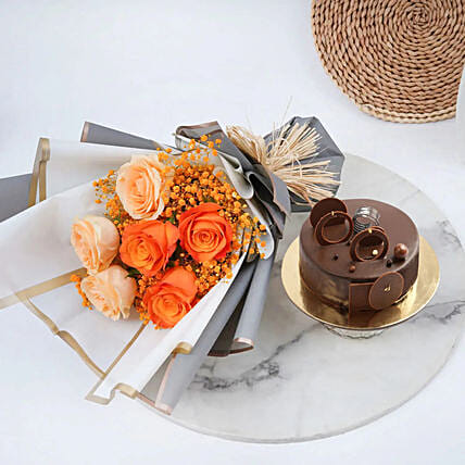 Chocolate Fudge Cake And Roses Bundle: 
