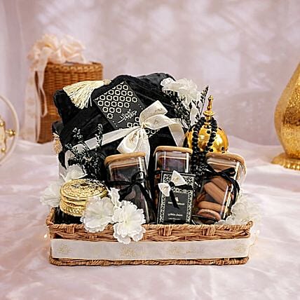 Happy Ramadan Hamper: Send Ramadan Gifts to Oman