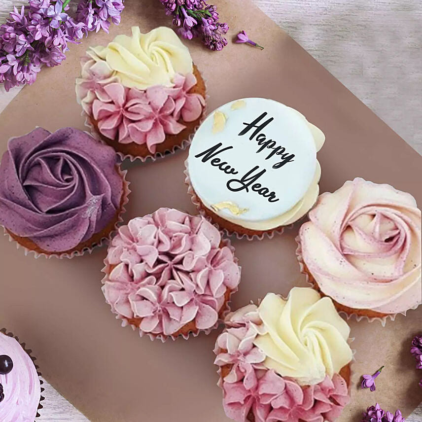 Yummy New Year Cupcakes: Send Cakes To Pakistan
